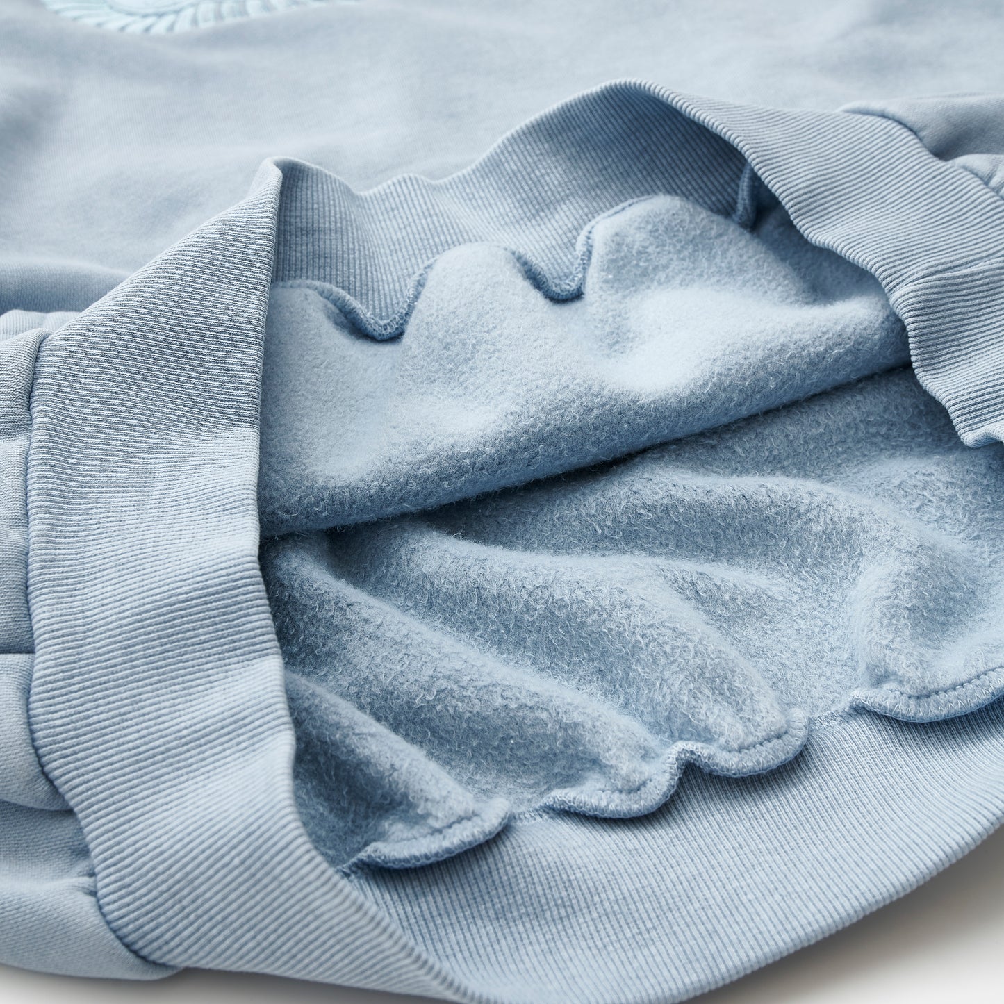 PIGMENT DYE HOODIE LIGHT BLUE