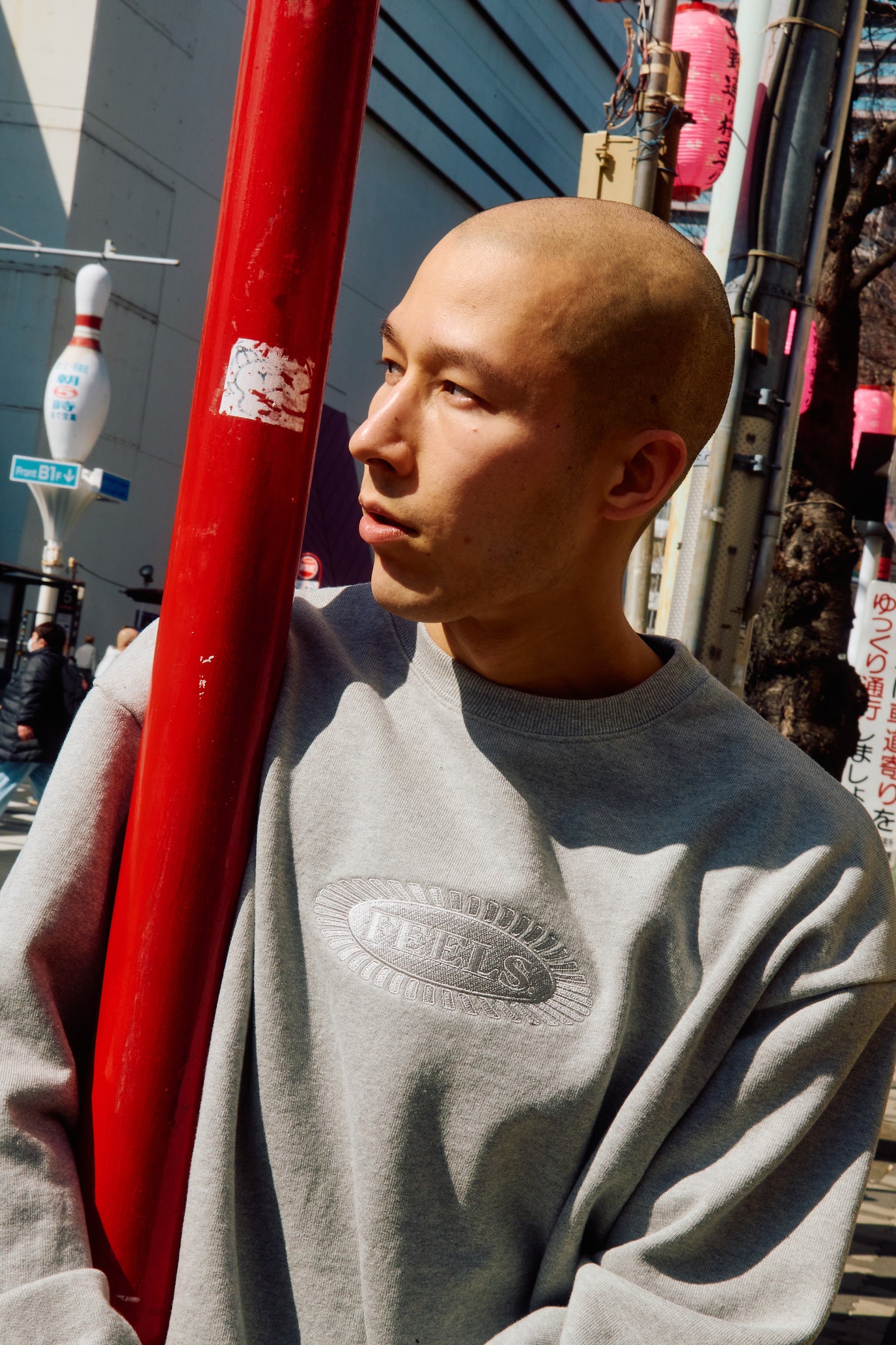 CREWNECK SWEATSHIRT GRAY