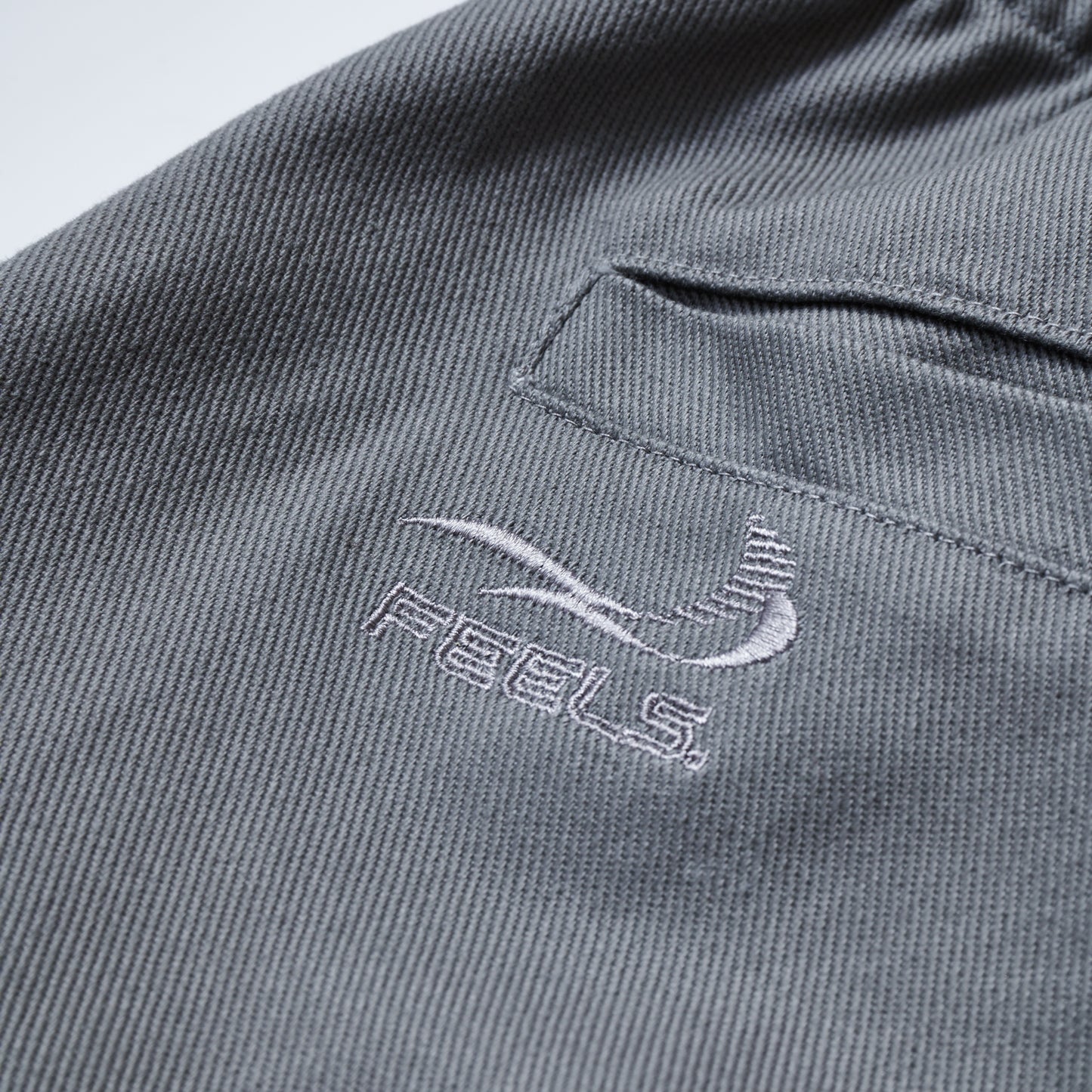 WIDE TUCKED TROUSERS GRAY