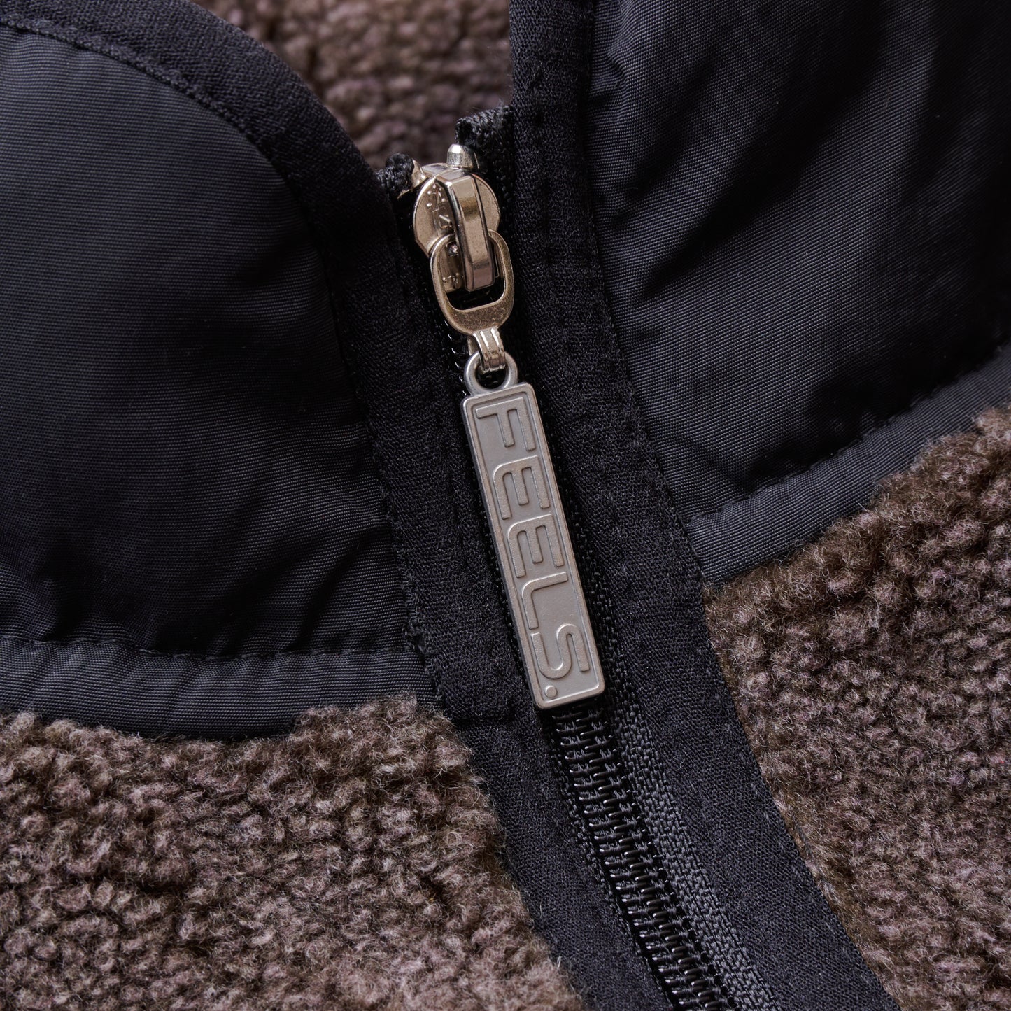 BOA FLEECE ZIP JACKET CHARCOAL BROWN
