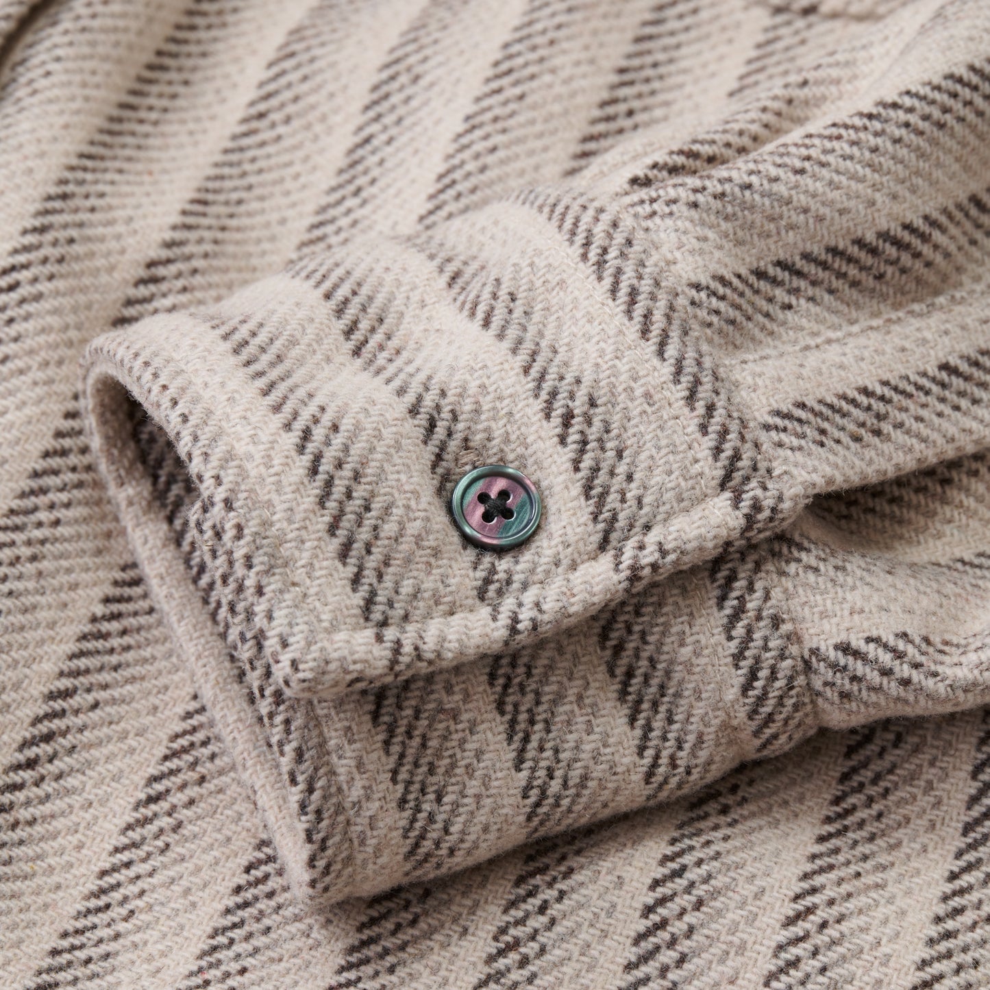 OMBRE CHECK OUTER SHIRT WHITE