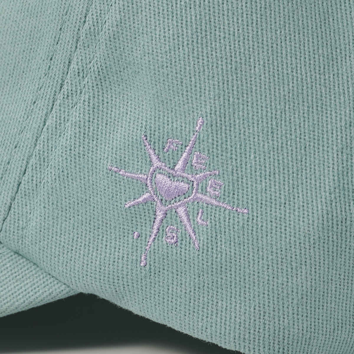 GLOBE LOGO CAP LIGHT GREEN