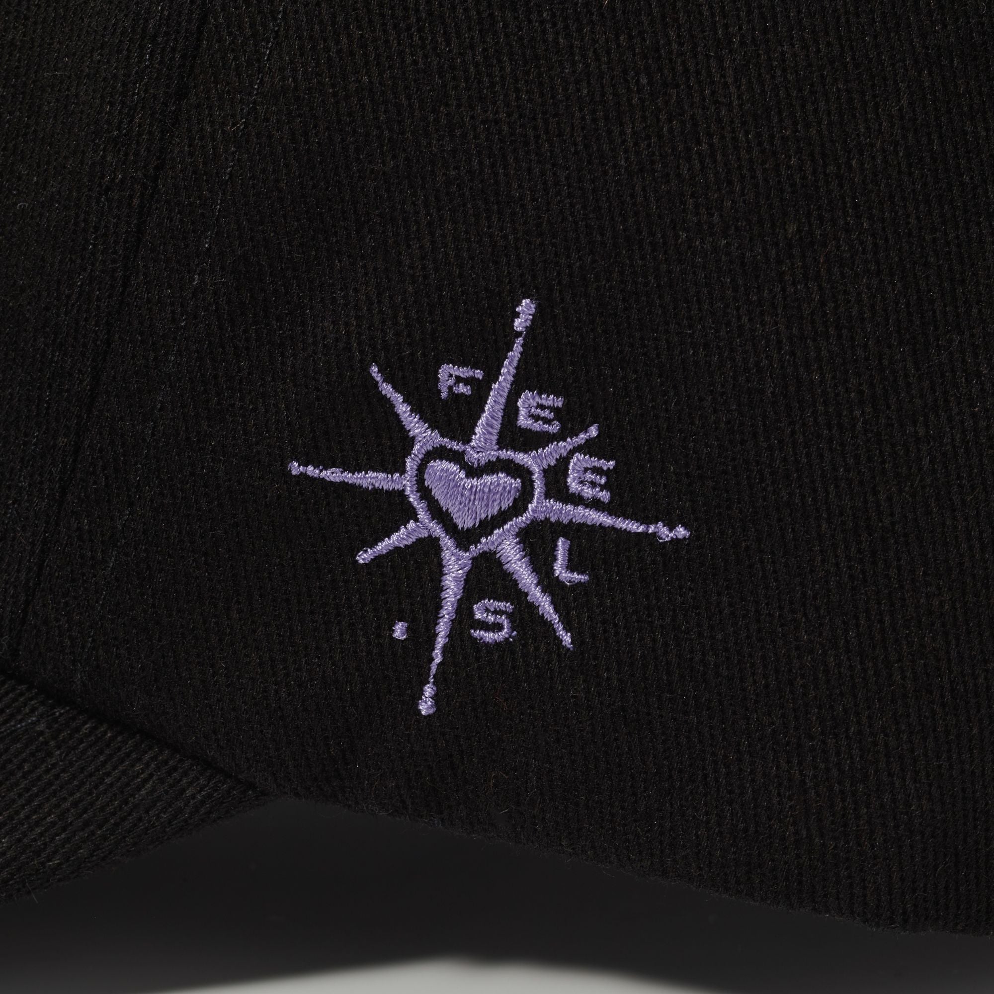 FEELS.SIGNATURE LOGO CAP NAVY 8/16発売完売品 CAP – FEELS.