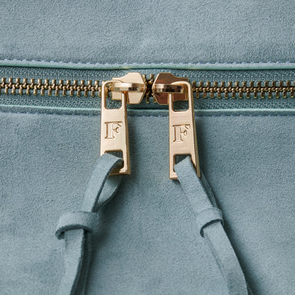 SUEDE TOUCH TRAVEL BAG 2026 SUMMER LIMITED LIGHT GREEN