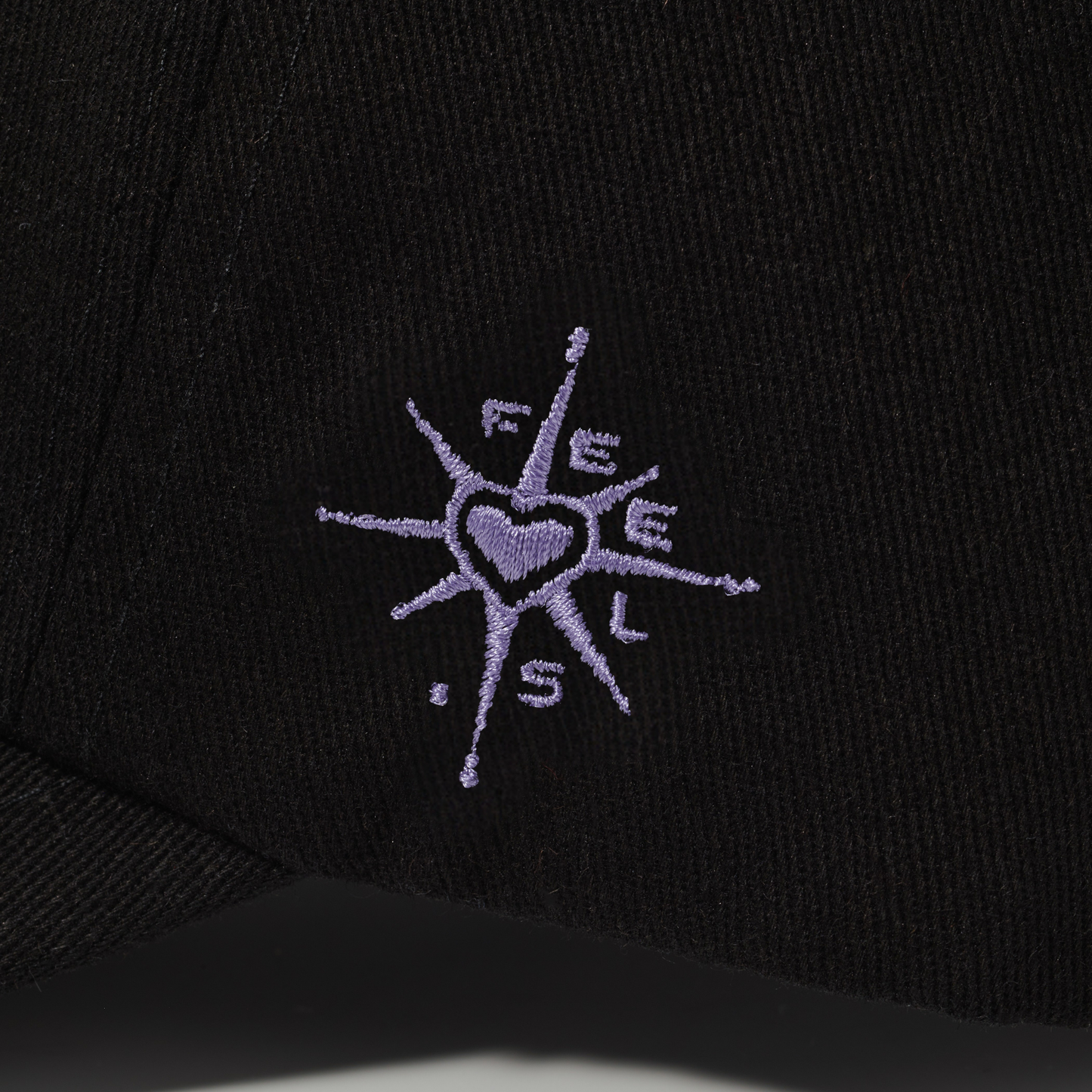 GLOBE LOGO CAP BLACK