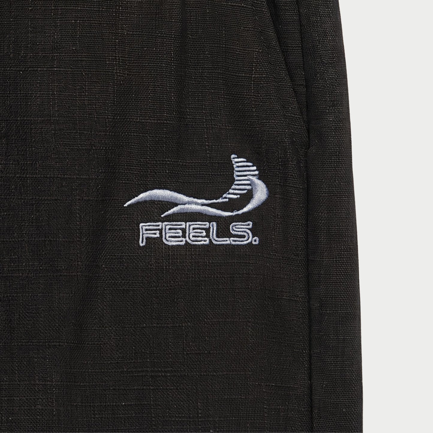 LINEN TWO-TUCKED SLACKS BLACK