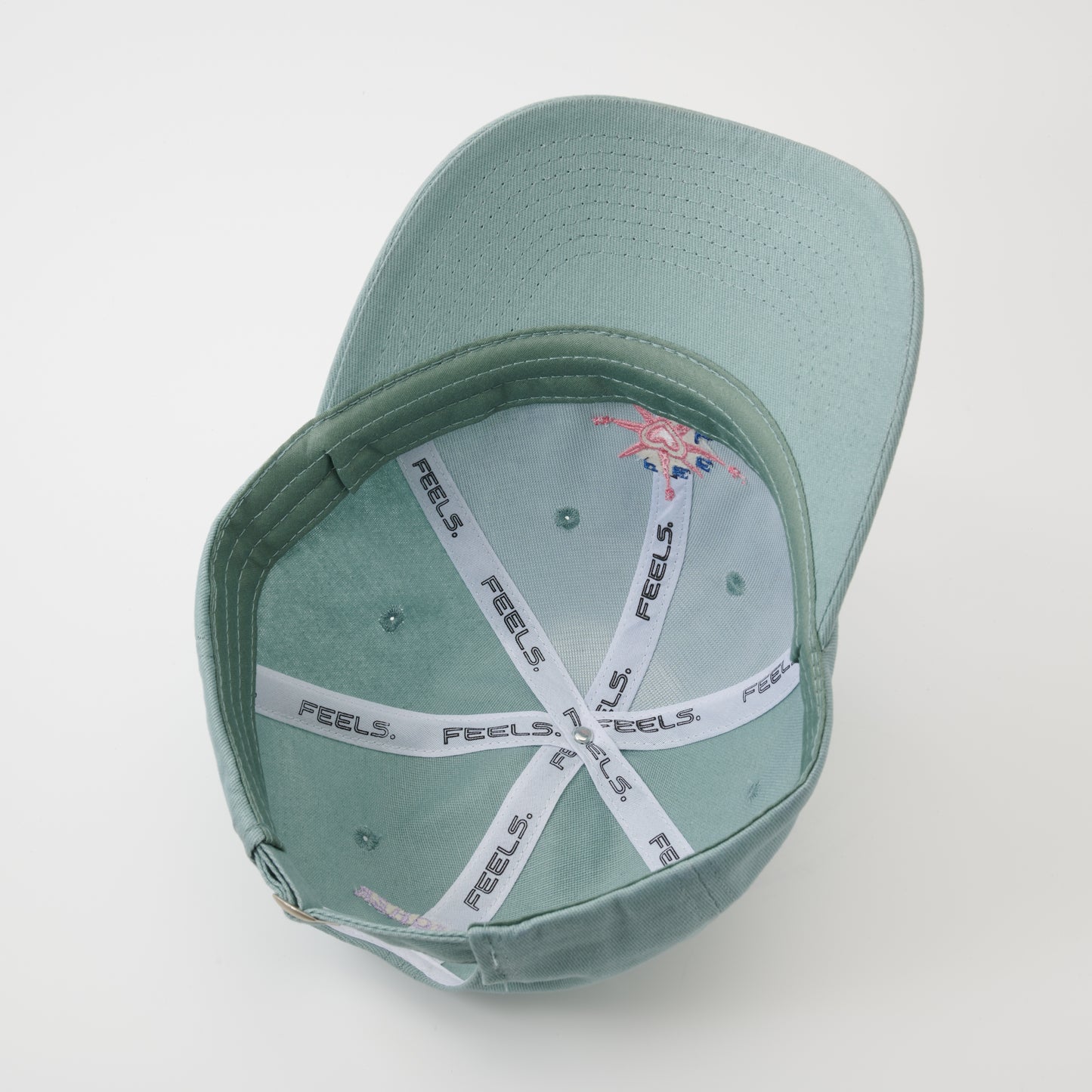 LOVE ICON CAP LIGHT GREEN