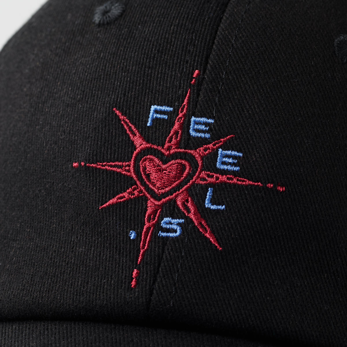 LOVE ICON CAP BLACK