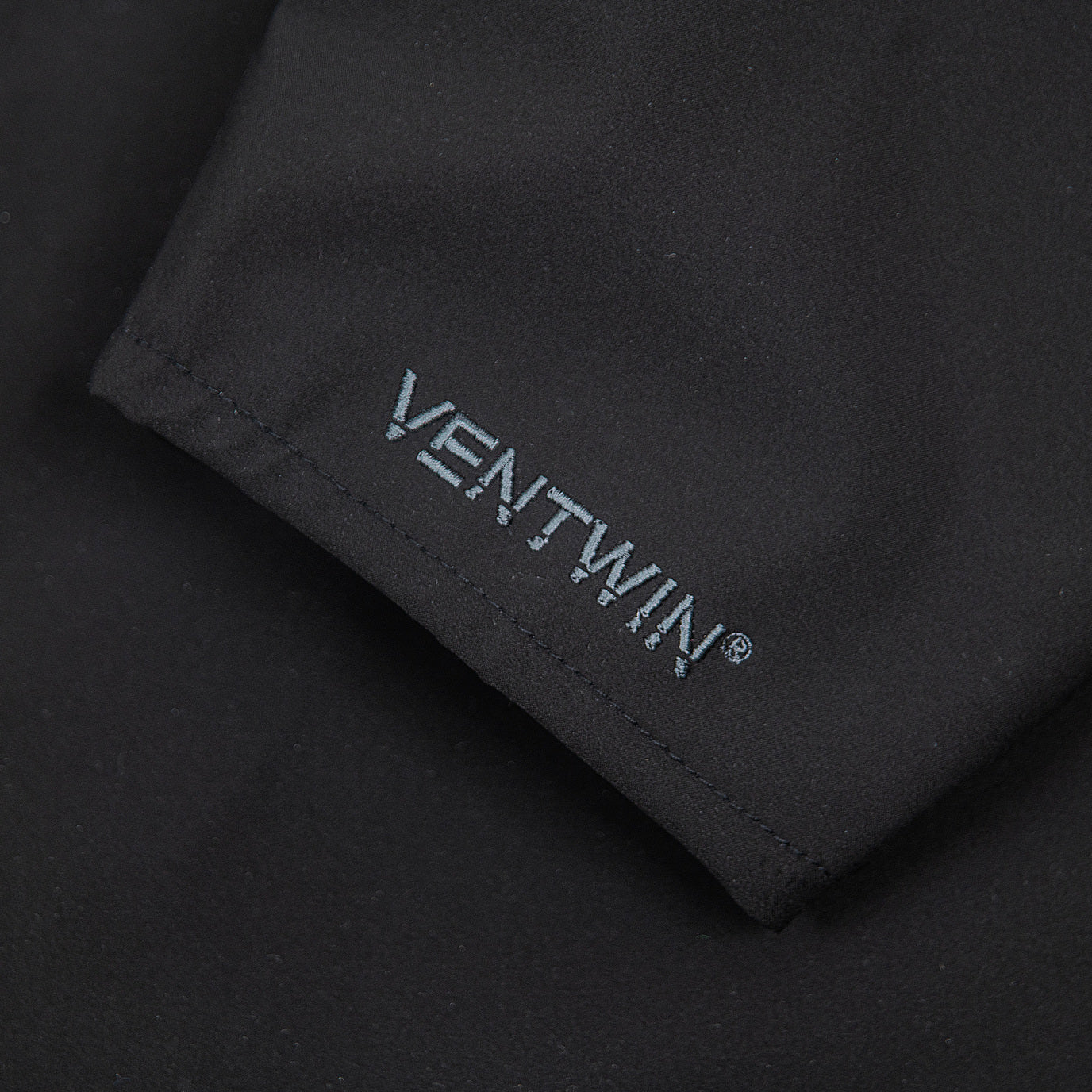 STORM TECH JACKET BLACK – FEELS.